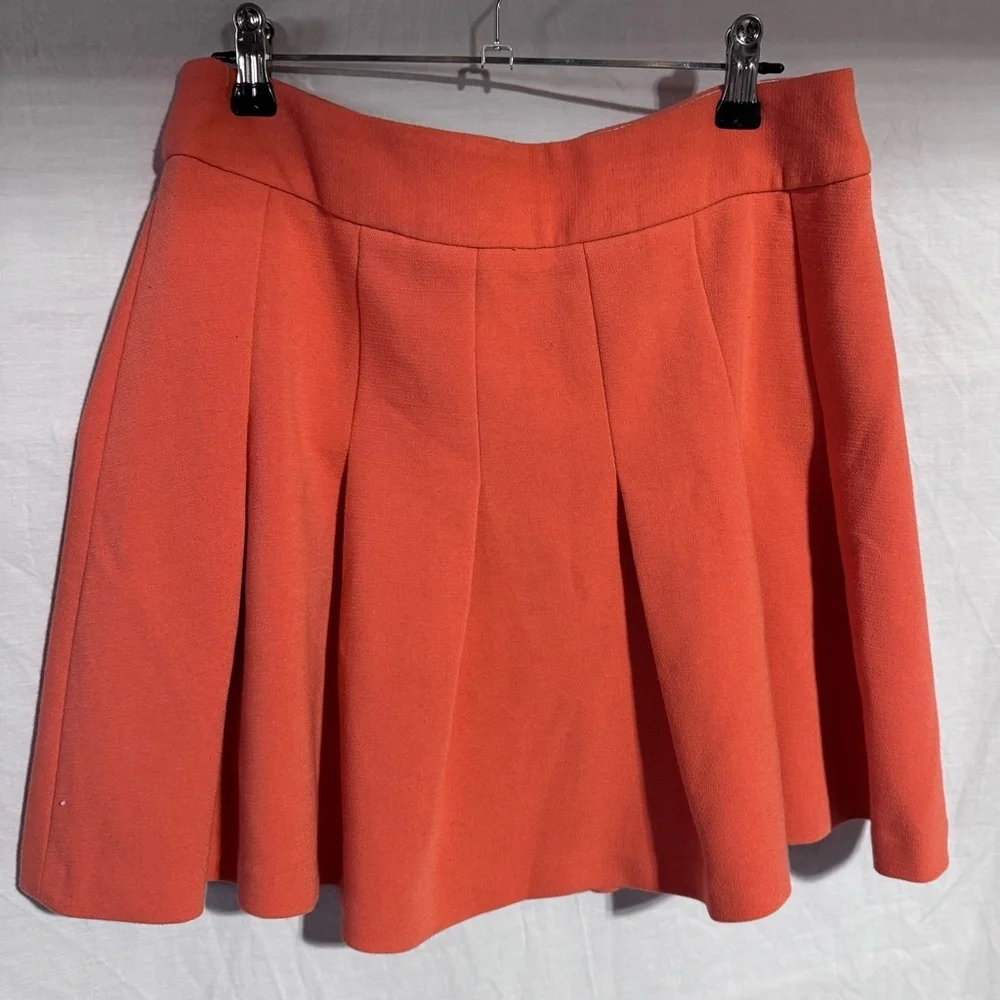 Banana republic orange pleated full mini skirt Size 4